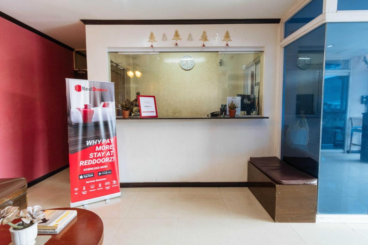 Hotel RedDoorz @ Bonifacio St Cebu Zewnętrze zdjęcie